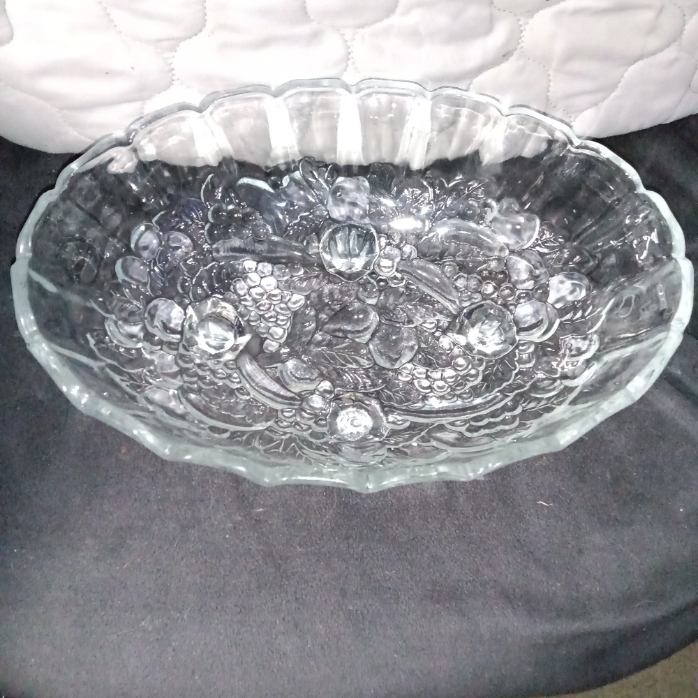 Vintage Clear Glass Fruit Bowl
